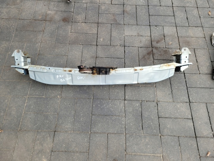 HONDA FR-V 08R LIFT 1.8 POUTRE AVANT RENFORCEMENT BG51M