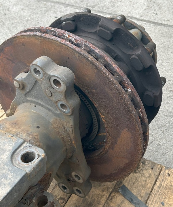 PONT DIFFÉRENTIEL MOYEU MERCEDES ACTROS MP4 2.411 R440-13