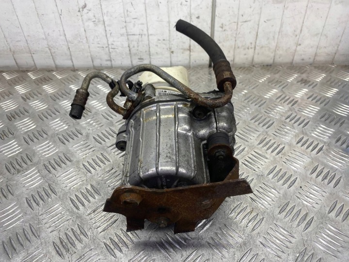POMPE AMPLIFICATEUR OPEL ZAFIRA B ASTRA H 13276990