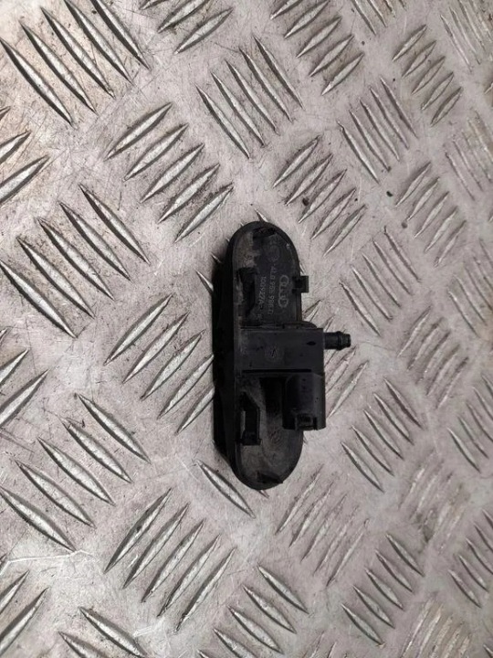LAVE-GLACE AVANT VITRES AUDI Q7 (4L) 4L0955988D 3.0L GASOLINE 2011
