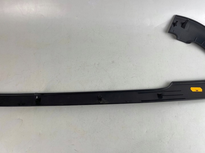 AUTRE PIÈCE INTÉRIEUR AVANT CÔTÉ DROITE AUDI A3 S3 8P 8P3867410