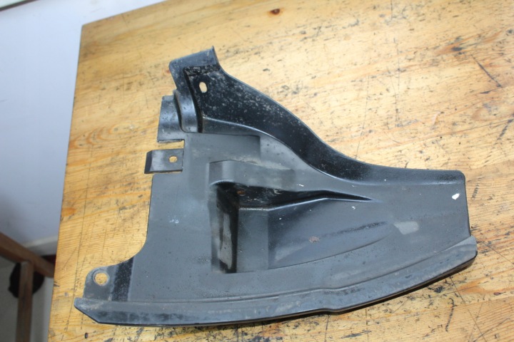 PASSAGE DE ROUE DÉFLECTEUR GAUCHE DROIT ARRIÈRE AVENSIS T27 52592-05020 52591-0530