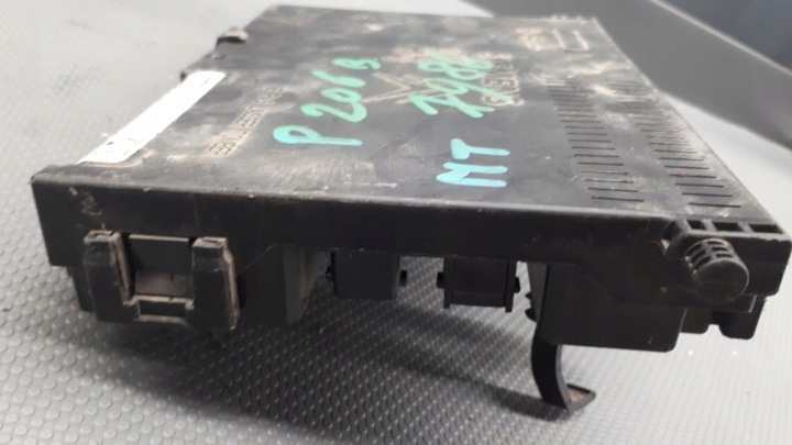 S105872300G MODULE FUSIBLE PEUDEOT 206