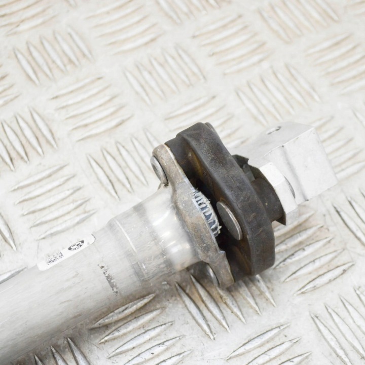 BMW 5 F10 F11 2010 JOINT ARBRE COLONNES DIRECTION
