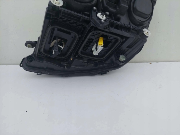 MERCEDES E CLASSE W213 LIFT 21- PHARE DROITE AVANT AVANT MULTIBEAM