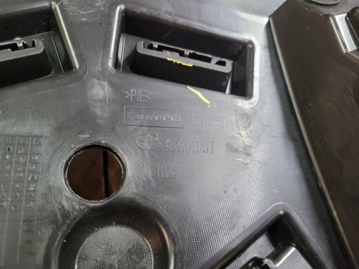 PARE-CHOCS AVANT AVANT TOYOTA PROACE II 16- 9811847477