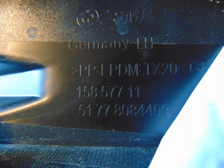 MOULURE SEUIL GAUCHE BMW M4 G82 COMPETITION 8084409