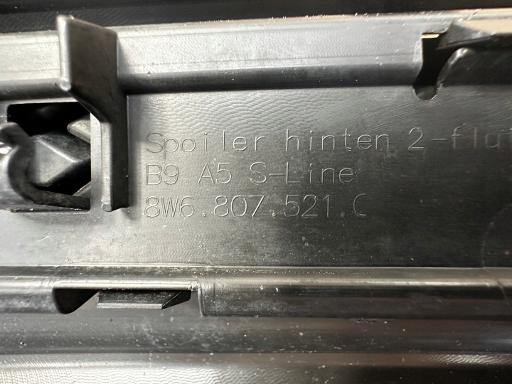 DIFFUSEUR PARE-CHOCS ARRIÈRE DOUBLURE ARRIÈRE SPOILER AUDI A5 8W6 8W6807521C