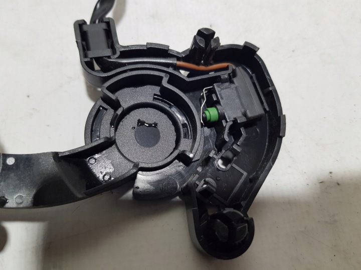 MERCEDES CLK W209 CAPTEUR KRANCOWY KRANCOWKA TOITS 2098202010