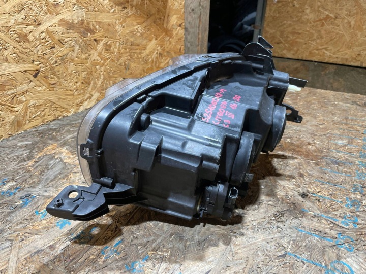 CITROEN C3 III 3 16-20 PHARE GAUCHE AVANT AVANT