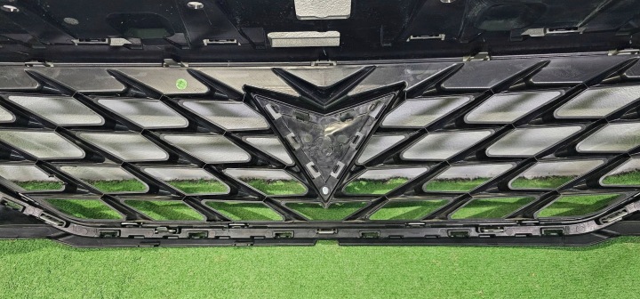 CALANDRE RADIATEUR GRILLE SEAT ATECA 575853654G