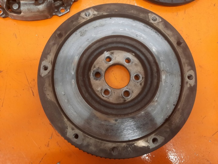 CITROEN NEMO 1.4 HDI 08-15 EMBRAYAGE VOLANT BI-MASSE DISQUE COLLIER 9637569810