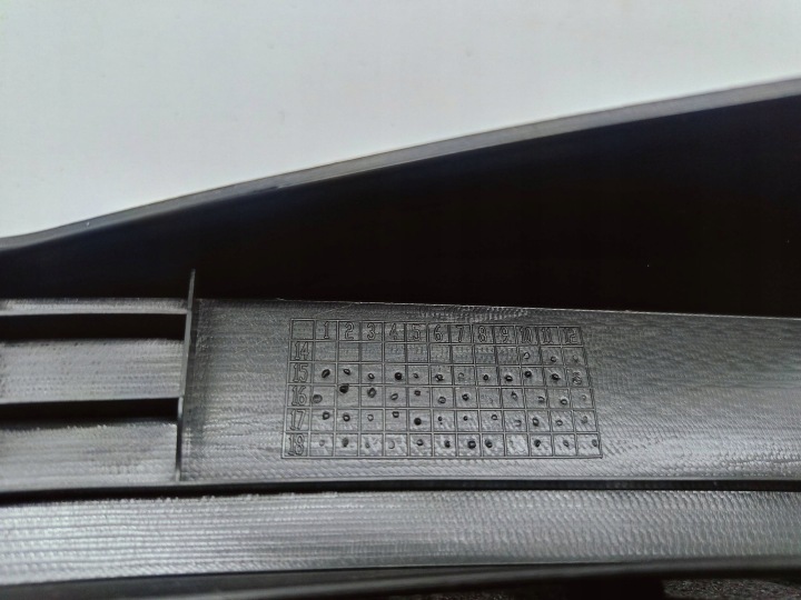 SUZUKI VITARA (LY) 2019 GAUCHE CÔTÉ MOULURE GARDE-BOUE ARRIÈRE