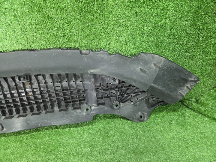 DOUBLURE PARE-CHOCS AVANT AUDI A6 S6 C8 4K 4K0807611A