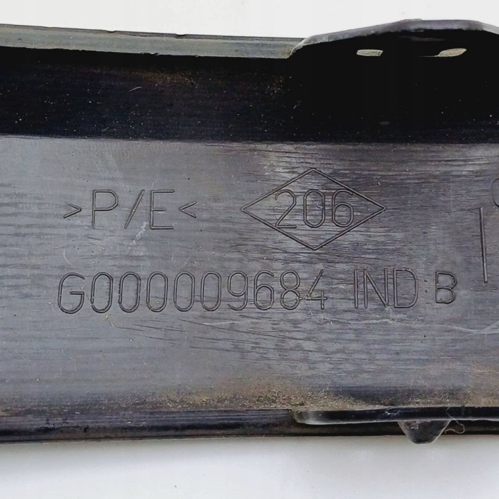MOULURE PARE-CHOCS GAUCHE AVANT RENAULT LAGUNA II G000009684 NR18