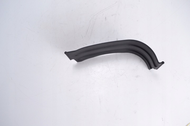 REMPLISSAGE DÉFLECTEUR D'AIR HONDA FORZA 125 14-17