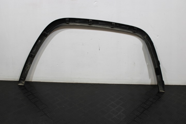 REVÊTEMENT MOULURE SUR AILE GAUCHE AVANT JEEP GRAND CHEROKEE WK2 LIFT