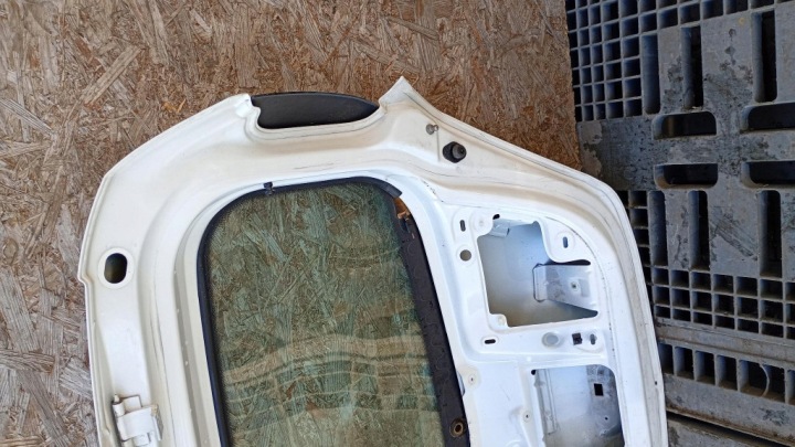 ARRIÈRE COUVERCLES DE COFFRE COUVERCLES DE COFFRE OPEL CORSA D 09R 5D Y474
