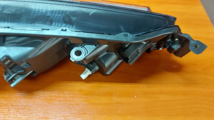 PROJECTEUR PHARE GAUCHE GAUCHE AVANT TOYOTA CAMRY IX 23-