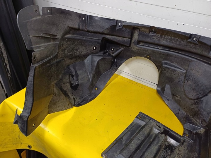2. PASSAGE DE ROUE DROIT AVANT SUZUKI VITARA III 72321-54P0.