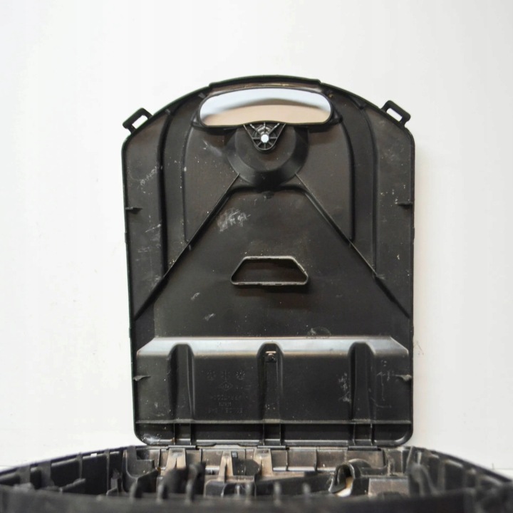 AUTRE PIÈCES INTERNE VW CADDY III VARIANT (2KB, 2KJ, 2CB, 2CJ) 93868419