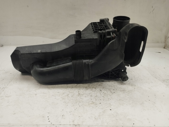 FORD FIESTA MK7 CHÂSSIS FILTRE AIR 8V21-9600-BH