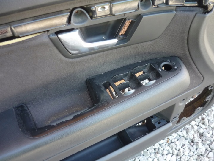 COLLECTEUR PORTES GAUCHE AVANT SOUS MÉMOIRE AUDI A4 B6 B7 SOUL NOIR EUROPE