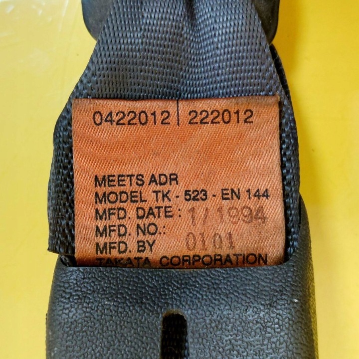 CEINTURE DE SÉCURITÉ DROIT AVANT MITSUBISHI GALANT 0422012 NR1651