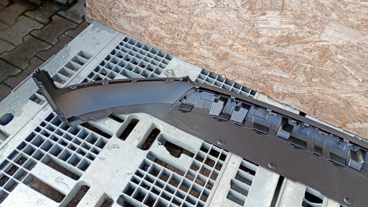 DOUBLURE PARE-CHOCS SPOILER AVANT VOLVO XC40 LIFT 2022- 32136097