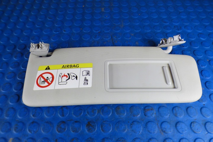 PROTECTION PARE-SOLEIL GAUCHE DROITE 5Q0857551AG 5G0857552DC SKODA FABIA III