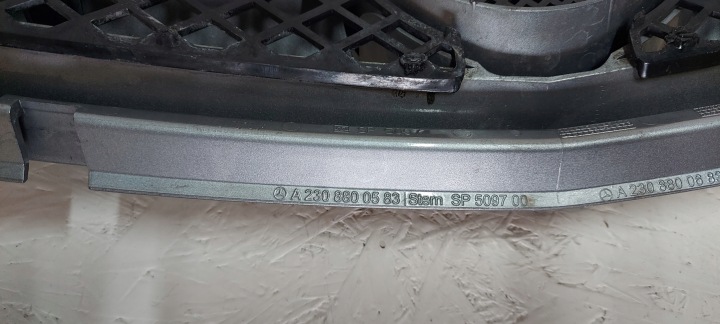 MERCEDES SL W230 R230 CALANDRE CALANDRE AVANT