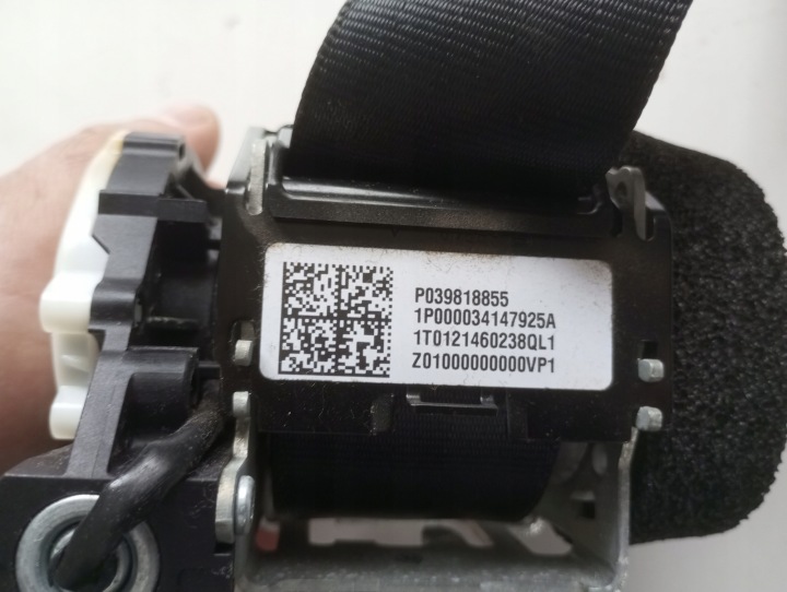 CEINTURE DE SÉCURITÉ DROIT ARRIÈRE VOLVO S60 10- 39818855