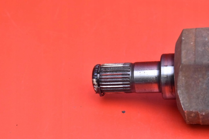 DEMI-ARBRE DROITE AVANT AVANT HYUNDAI TUCSON 1 I 2.0 16V 142 KM 04-10