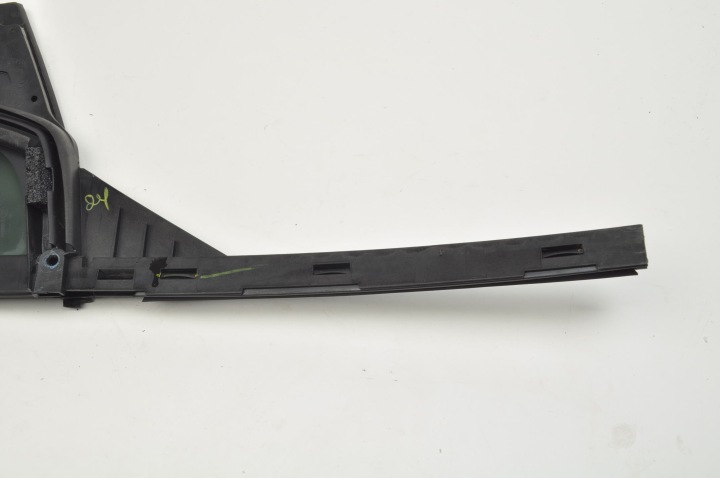 OPEL CORSA F VITRE CARROSSERIE DROIT ARRIÈRE ARRIÈRE 9829473380