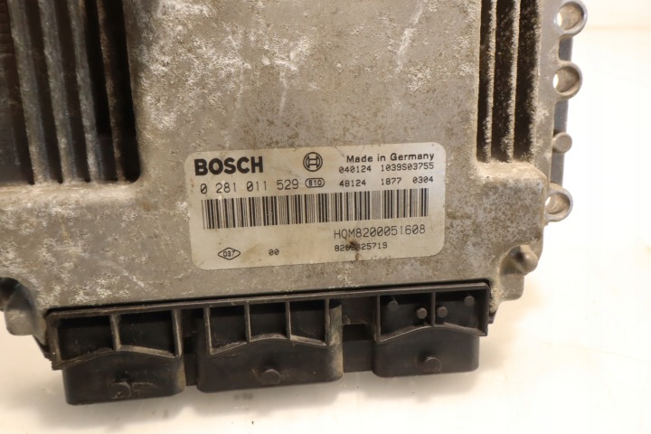 ORDINATEUR MOTEUR OPEL VIVARO A 1.9DCI 0281011529
