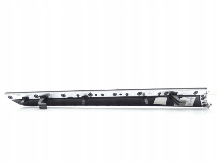 4X BAGUETTES DÉCORS SUR PORTES AUDI A5 8T S-LINE 5PORTES SPORTBACK 8K0867409J