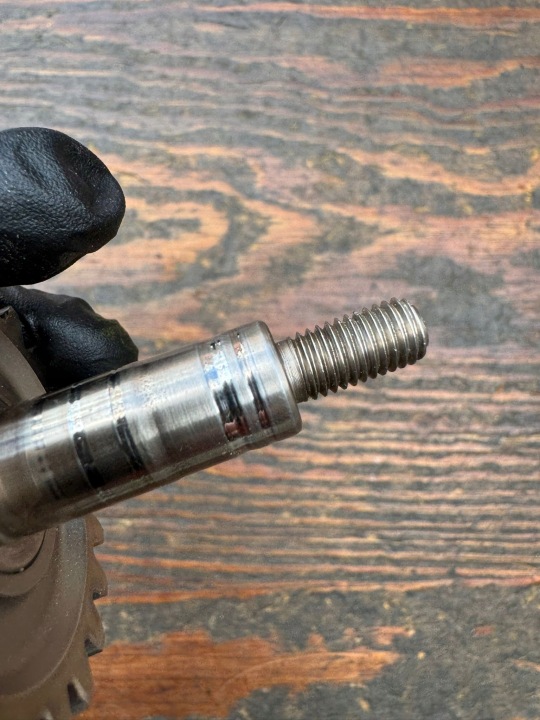 POMPE À EAU ARBRE HONDA CRF 250 R 04-09