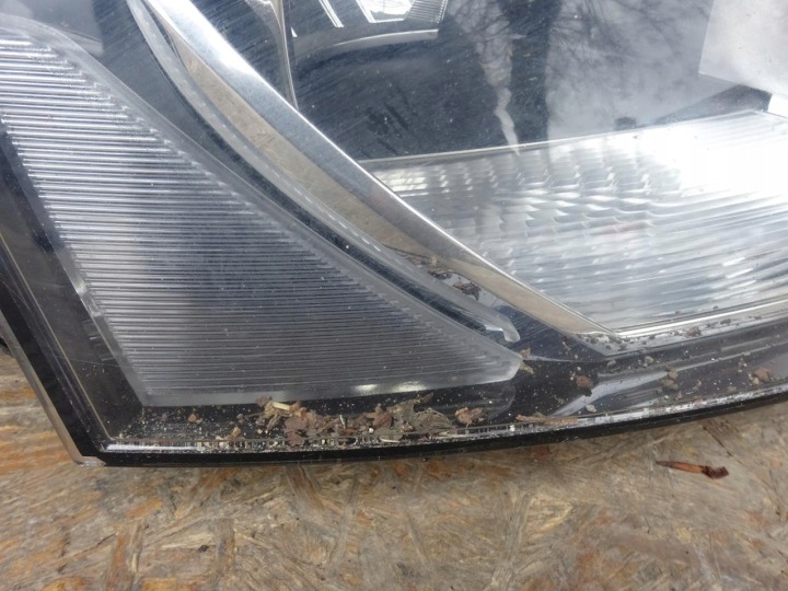 AUDI A3 8P LIFT 08-12 PHARE DROITE AVANT AVANT 8P0941004AK