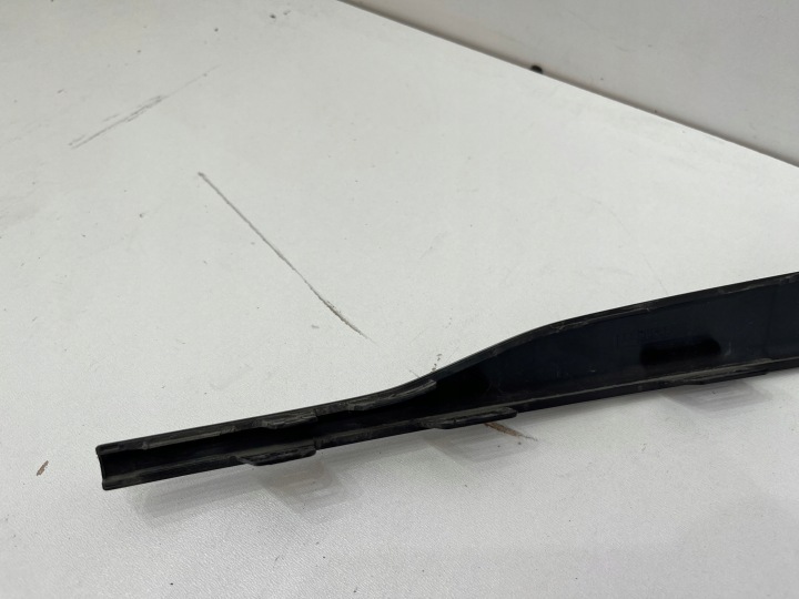 AUDI A4 B9 8W S-LINE SLINE MOULURE PARE-CHOCS ARRIÈRE ARRIÈRE GAUCHE 8W0853555