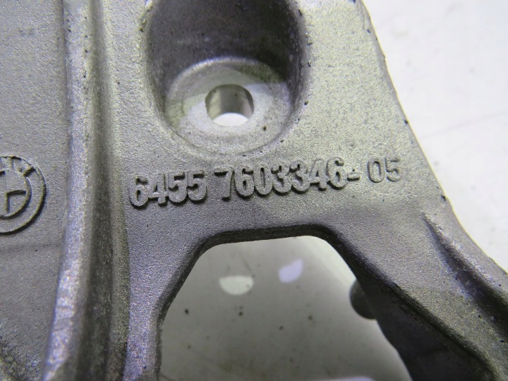 POIGNÉE MOTEUR BMW 1 F20 1.6 TB 7603346