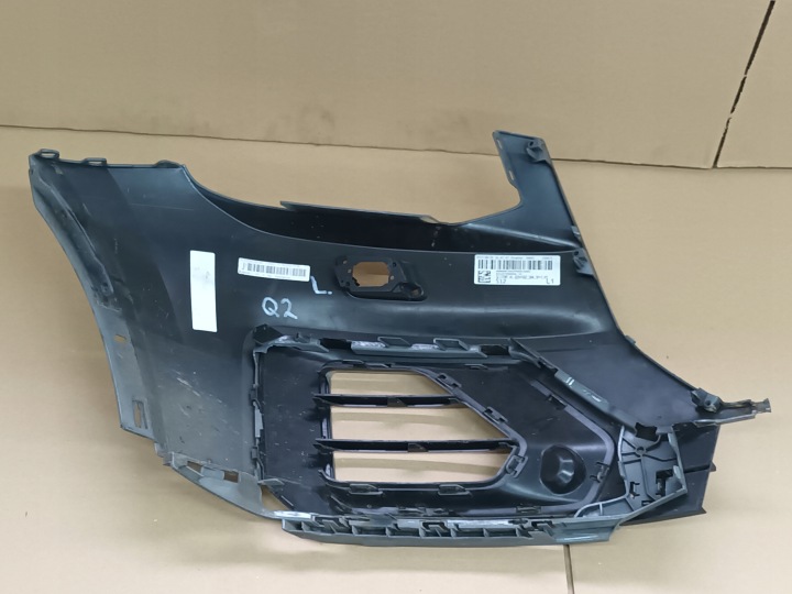 PARE-CHOCS ANGLE GAUCHE AVANT AUDI Q2 81A AVANT