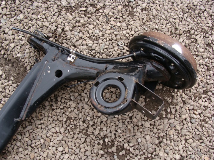 POUTRE AXE ARRIÈRE VW LUPO SEAT AROSA TAMBOUR ABS