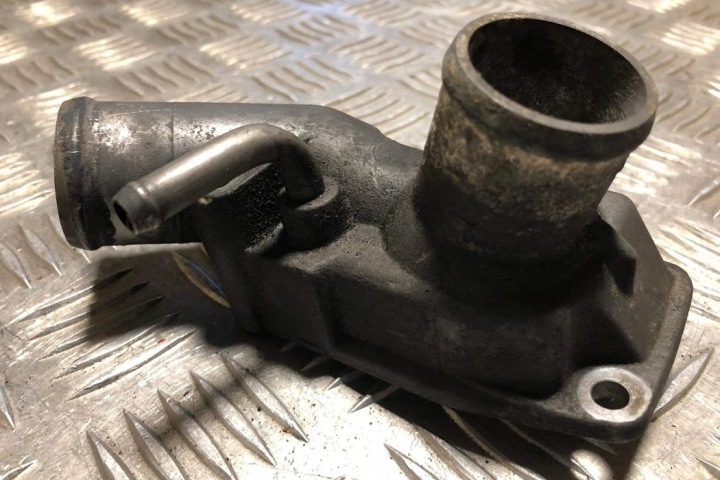 CHÂSSIS THERMOSTAT OPEL ZAFIRA A (F75_) 24447862 2.0L DIESEL 60KW 2000