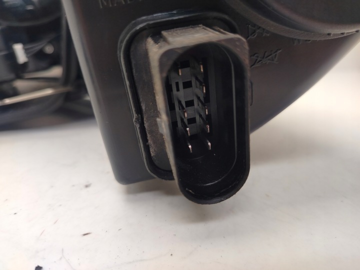 SEAT LEON II LIFT 09R- PROJECTEUR PHARE DROIT AVANT DROITE AVANT