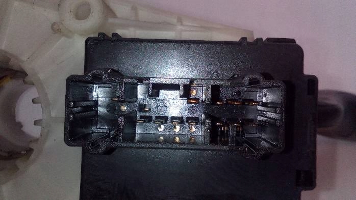 COMMUTATEUR COMPOSITE HONDA HRV M18727