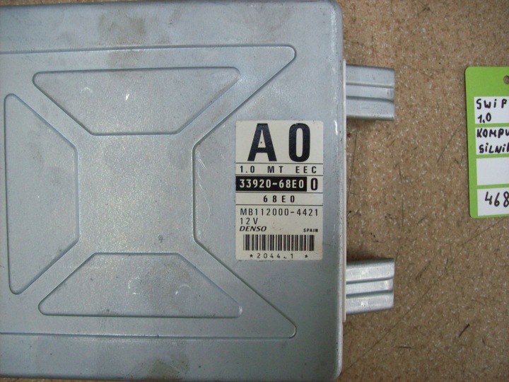 ORDINATEUR MOTEUR SUZUKI SWIFT 1.0 97R. 33920-68E0