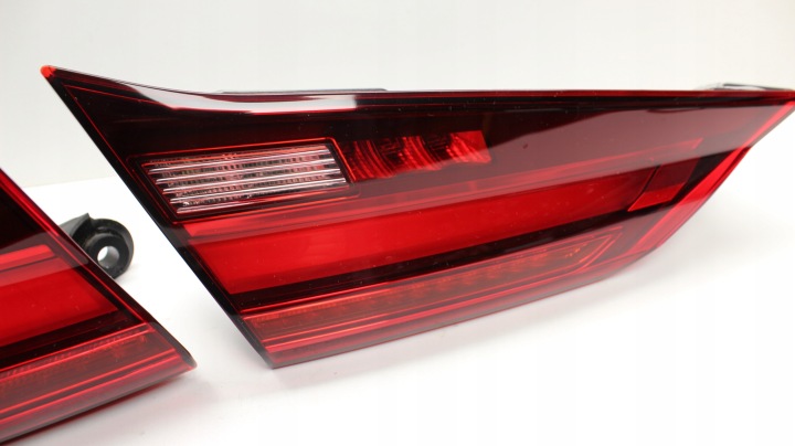 BMW 1 F40 PHARE ARRIÈRE GAUCHE LED 2019+