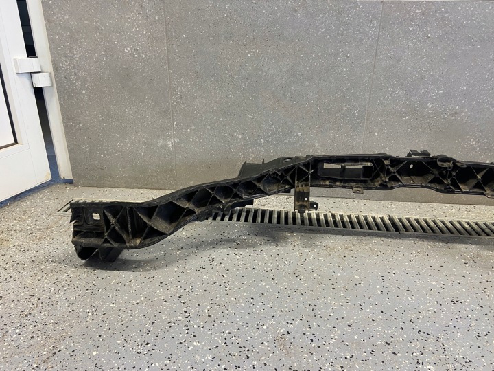 PANNEAU AVANT RENFORCEMENT FORD FOCUS MK3 III F1CB-8B041-A