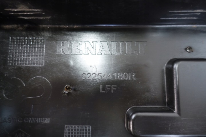 RENAULT MEGANE IV 2016- GRILLE CALANDRE PARE-CHOCS AVANT 622544180R