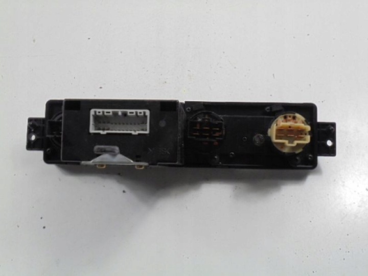 KIA CARNIVAL I 99-01 PANNEAU COMMANDE CONDUIT D'AIR OK55B61190